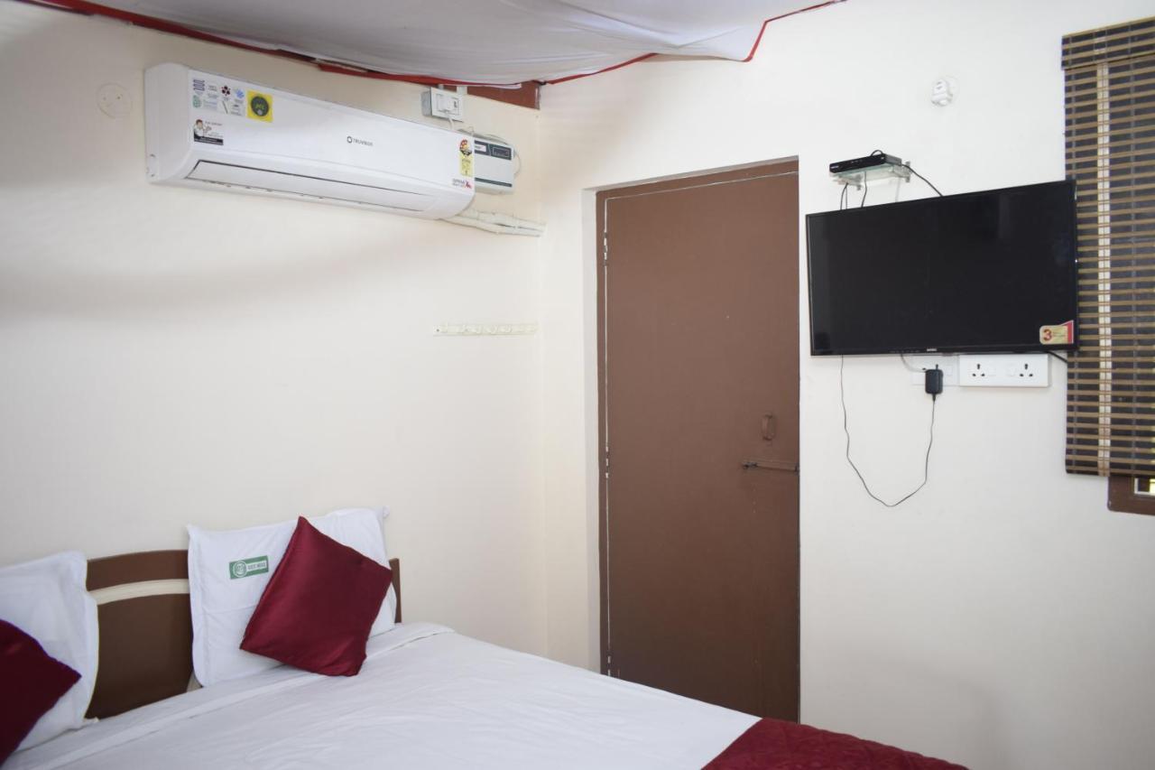 A P Guest House Puduccseri Kültér fotó