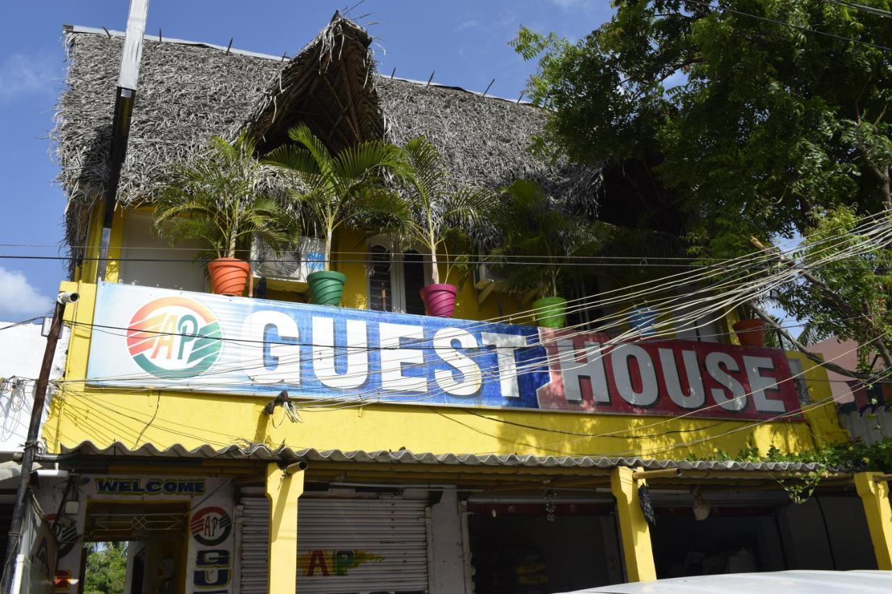 A P Guest House Puduccseri Kültér fotó
